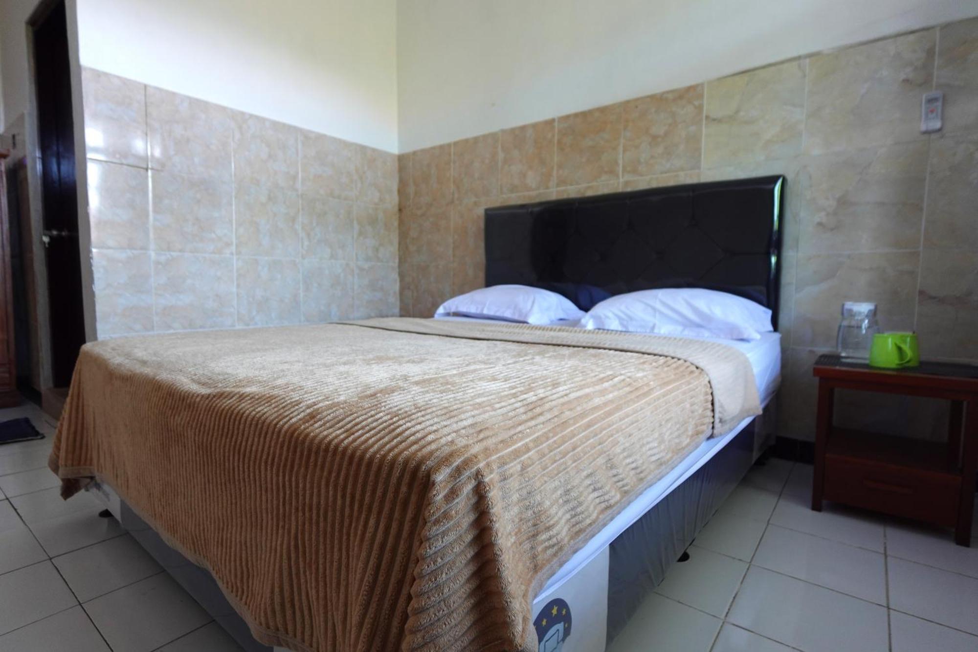 Pondok Dete Guesthouse Sanur  Exterior photo